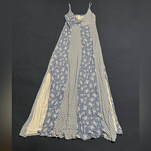 American rag blue floral pattern dress - Picture 3 of 3